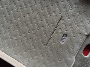 Interior embossing in the Noreve Traditional Case