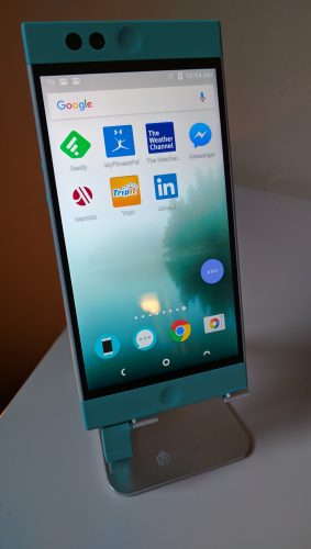 Nextbit Robin on the iClever Adjustable Stand