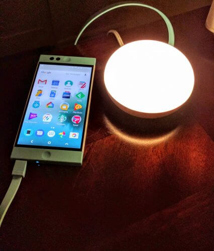 Charging The NextBit Robin with The Choetech Nighlight