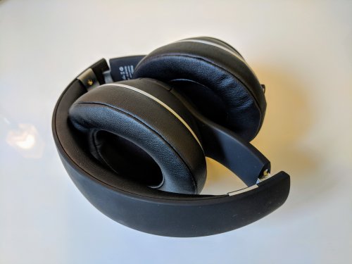 Collapsed XTunes Free Headphones Collapsed